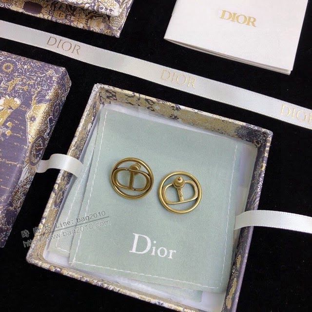 Dior飾品 迪奧經典熱銷款字母CD耳釘耳環  zgd1164